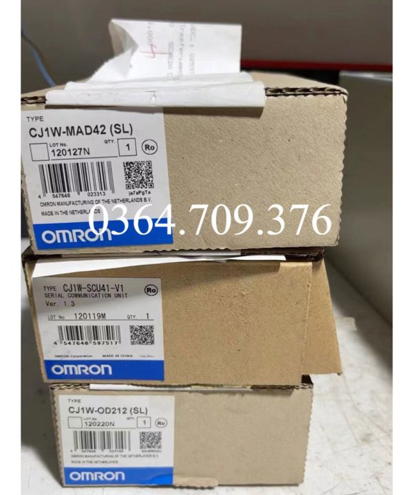 Omron PLC Module CJ1W-II101 Mad42 Mch71 Da041 Ad041 AD081-V1(SL)