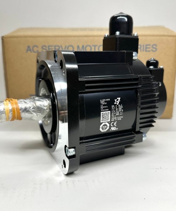 Yaskawa SGM7G-13AFC61 SGM7G-13A7C61/13afc6c/13a7c6c Động Cơ Hoàn Toàn Mới