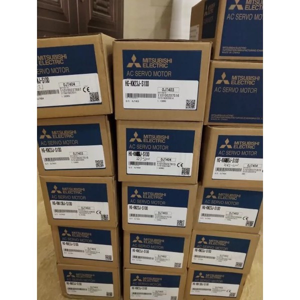 Mitsubishi Servo Động Cơ HC102T-SZ/HC102S-SZ/HC102BS-SZ-A42/A47 Hoàn Toàn Mới