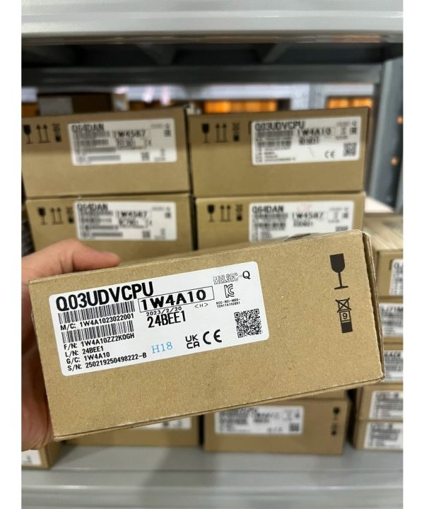Bộ lập trình PLC Mitsubishi Q04UDVCPU Q03UDVCPU Q06UDVCPU Q26UDV Q13UDVCPU New New