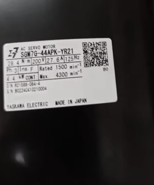 New Yaskawa SGM7G-44APK-YR21 AC động cơ servo